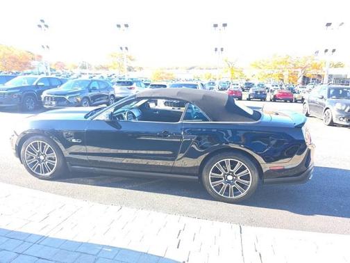 2011 Ford Mustang GT Premium