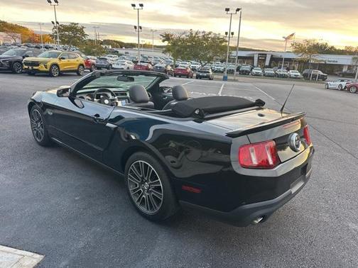 2011 Ford Mustang GT Premium