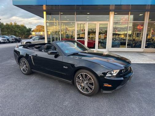 2011 Ford Mustang GT Premium