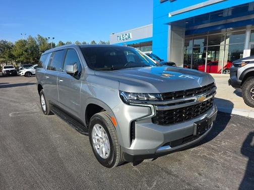 2024 Chevrolet Suburban LS