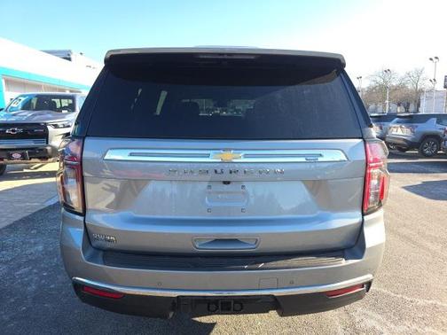 2024 Chevrolet Suburban LS