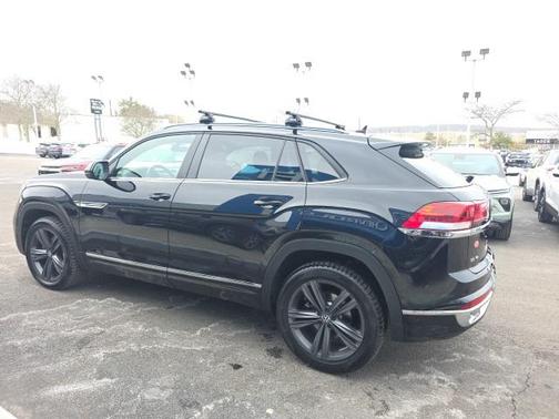 2021 Volkswagen Atlas Cross Sport 3.6L V6 SE w/Technology R-Line