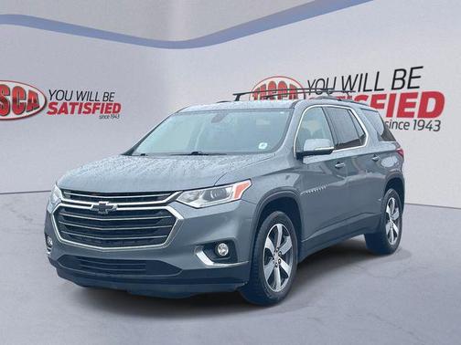 Satin Steel Metallic 2019 Chevrolet Traverse LT Leather