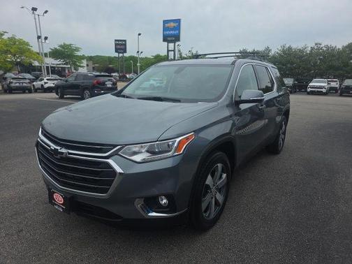 Satin Steel Metallic 2019 Chevrolet Traverse LT Leather