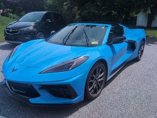 Rapid Blue 2024 Chevrolet Corvette Stingray w/1LT