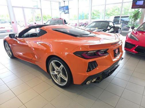 Amplify Orange Tintcoat 2023 Chevrolet Corvette Stingray w/1LT