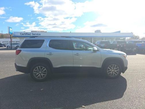 2018 GMC Acadia SLE-2