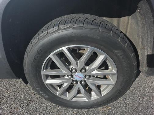 2018 GMC Acadia SLE-2