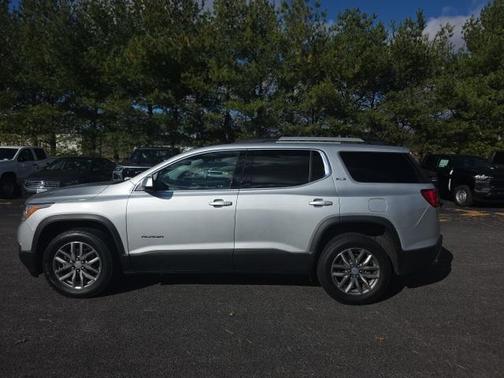 2018 GMC Acadia SLE-2