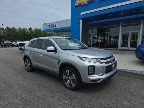 Black 2024 Mitsubishi Outlander Sport