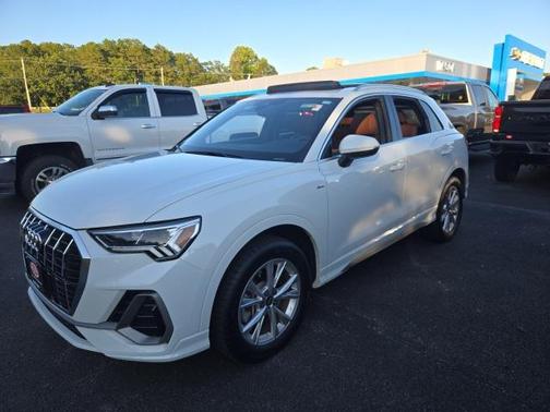 2023 Audi Q3 45 S line Premium Plus