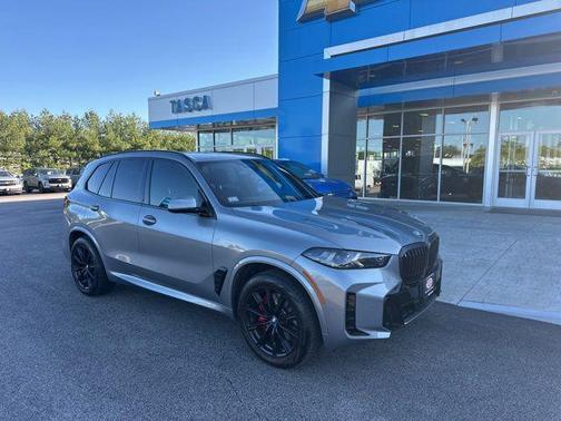 Skyscraper Grey Metallic 2024 BMW X5 xDrive40i
