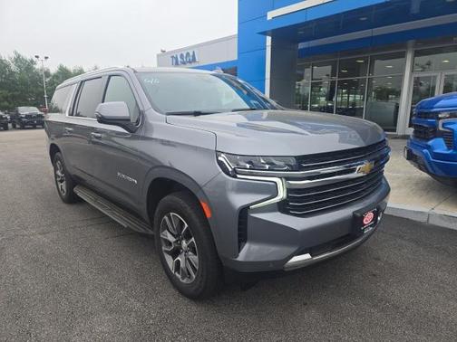 2022 Chevrolet Suburban LT