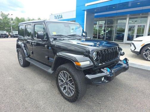 Black Clearcoat 2024 Jeep Wrangler 4xe High Altitude