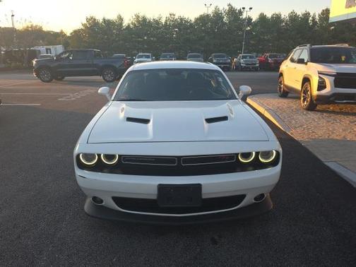 2016 Dodge Challenger R/T Scat Pack