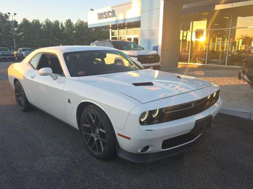 2016 Dodge Challenger R/T Scat Pack