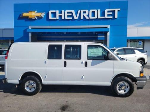 2024 Chevrolet Express 2500 RWD 2500 Regular Wheelbase WT