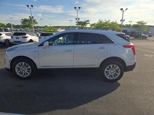 2019 Cadillac XT5 Base