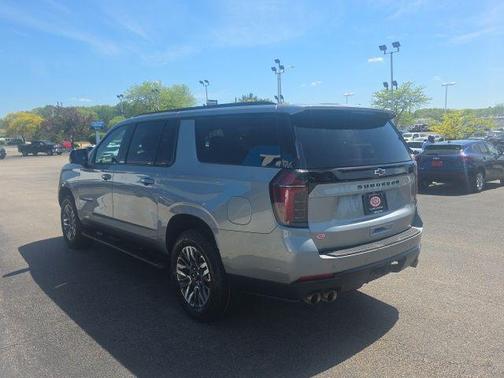 Sterling Gray Metallic 2025 Chevrolet Suburban 4WD Z71