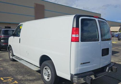 2024 Chevrolet Express 2500 RWD 2500 Regular Wheelbase WT