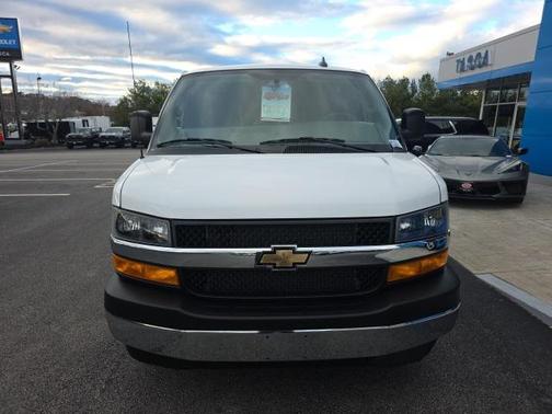2024 Chevrolet Express 2500 RWD 2500 Regular Wheelbase WT