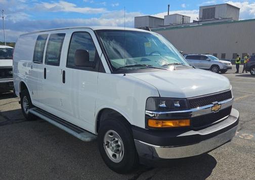 2024 Chevrolet Express 2500 RWD 2500 Regular Wheelbase WT