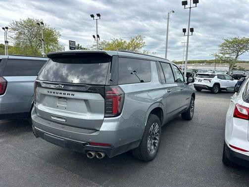 Sterling Gray Metallic 2025 Chevrolet Suburban 4WD Z71