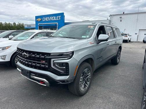 Sterling Gray Metallic 2025 Chevrolet Suburban 4WD Z71