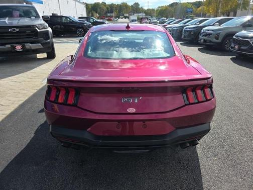 2025 Ford Mustang GT Premium