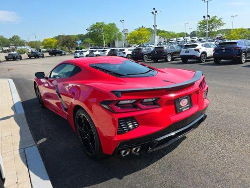 Red 2022 Chevrolet Corvette Stingray w/1LT