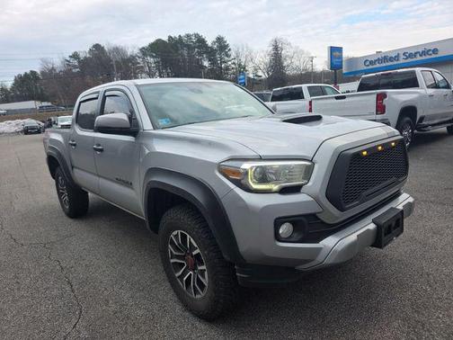 2020 Toyota Tacoma TRD Sport