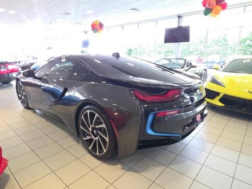 2015 BMW i8 Base