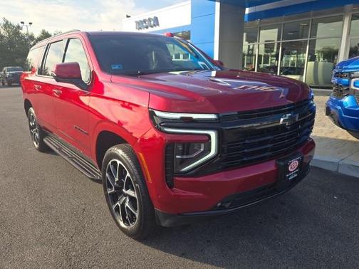 2025 Chevrolet Suburban RST