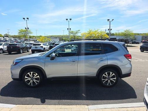 Ice Silver Metallic 2021 Subaru Forester Limited
