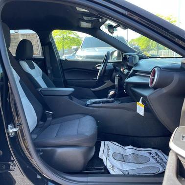 Black Metallic 2024 Chevrolet Trax FWD 1RS