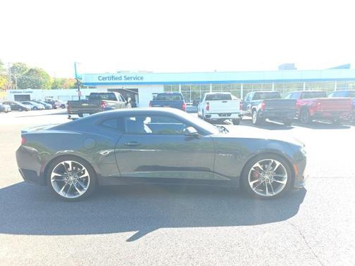 2017 Chevrolet Camaro 2LT