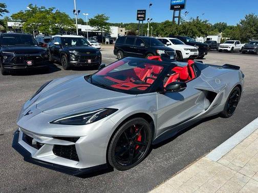 Blade Silver Metallic 2026 Chevrolet Corvette E-Ray Convertible, 3LZ, RWD