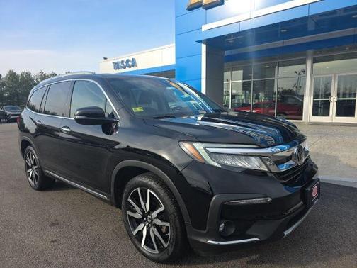 Crystal Black Pearl 2021 Honda Pilot Touring 8-Passenger