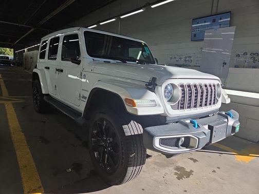 Bright White Clearcoat 2024 Jeep Wrangler 4xe Sahara