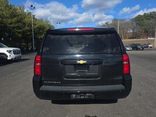 2019 Chevrolet Suburban LT