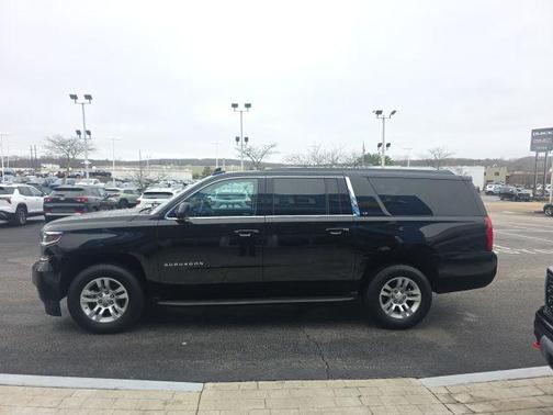 Black 2019 Chevrolet Suburban LT