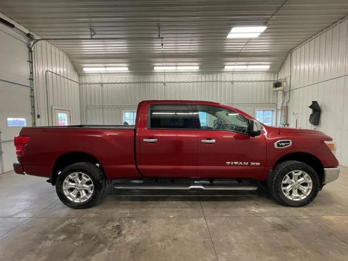 2016 Nissan Titan XD SL