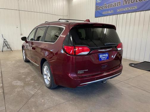 2020 Chrysler Pacifica Touring-L Plus