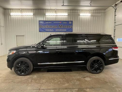 2023 Lincoln Navigator Reserve