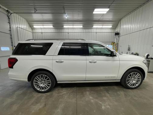 2022 Ford Expedition Max Platinum