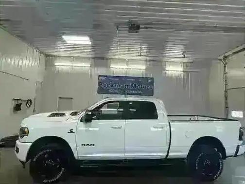 2024 RAM 2500 Laramie Crew Cab 4x4 6'4' Box