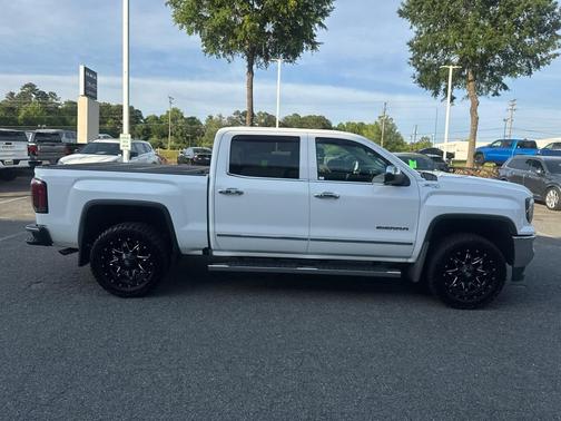 Summit White 2018 GMC Sierra 1500 SLT