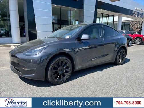 2024 Tesla Model Y Long Range Dual Motor All-Wheel Drive