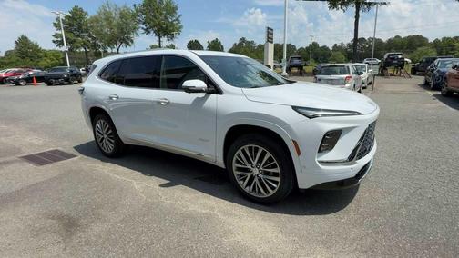 Iridescent White Tricoat 2026 Buick Enclave Avenir FWD