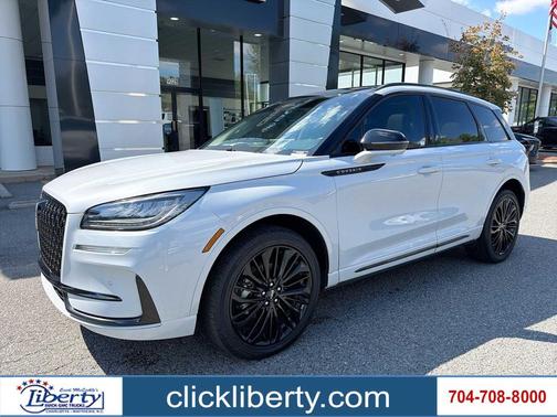 Crystal White Metallic Clearcoat 2025 Lincoln Corsair Premiere